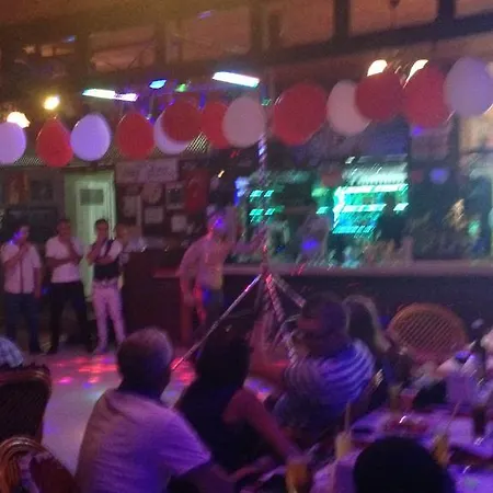 公寓式酒店 Truva Apart 3*