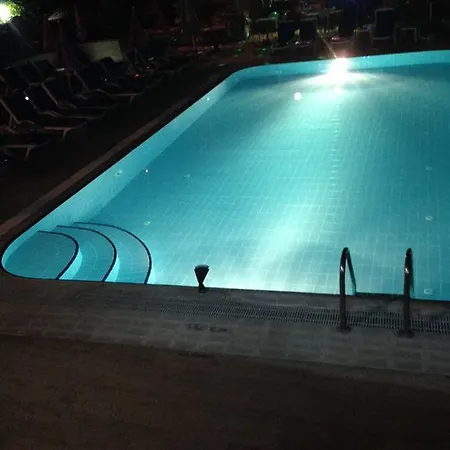 Aparthotel Truva Apart