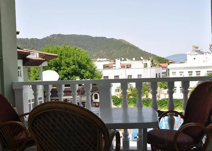 Ξενοδοχείο με διαμερίσματα Truva Apart 3*