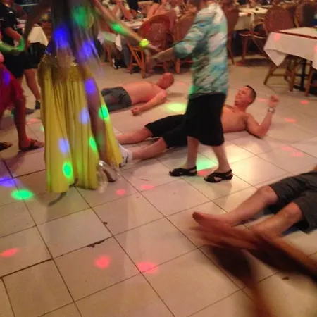 アパートホテル Truva Apart